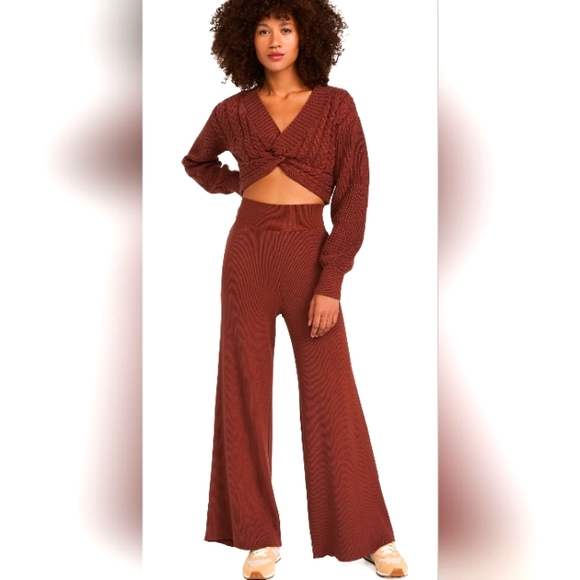 Free People Dresses & Skirts - Sweater set